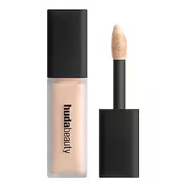 HUDA BEAUTY- 