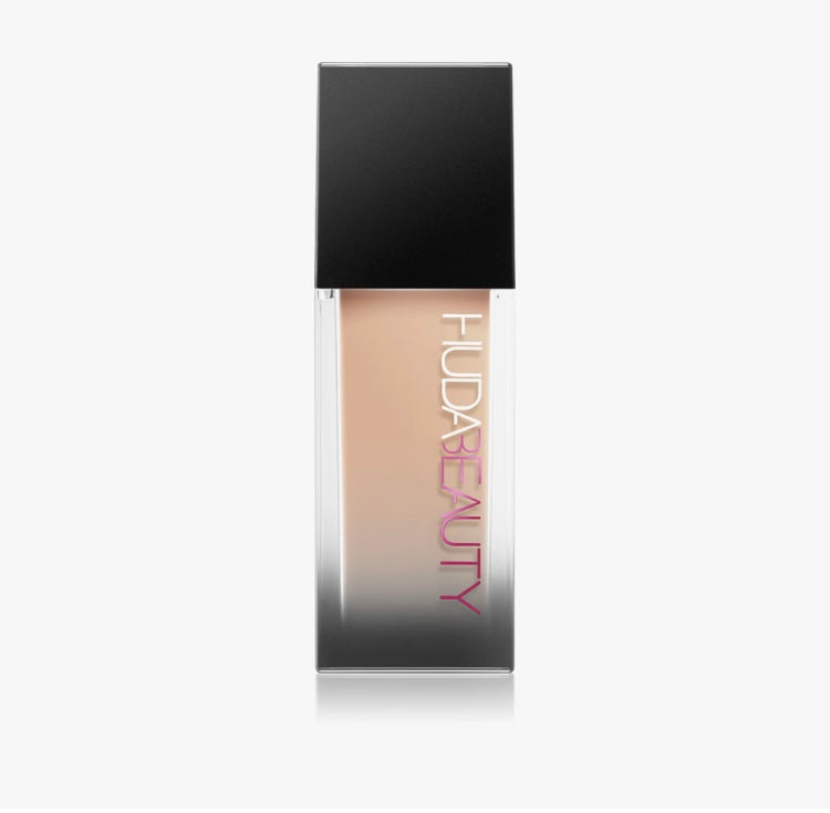 Fondotinta HUDA BEAUTY 